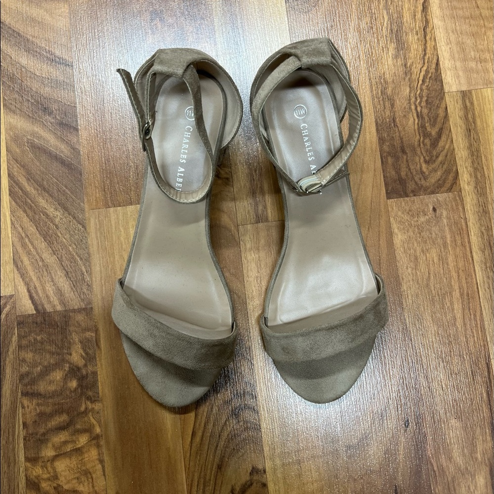 Beige block heel 11 wide